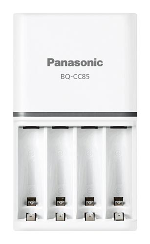 充電式エボルタ 単4形 4本付 急速充電器セット