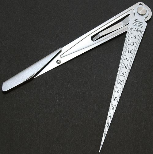 テーパーゲージ 1から15mm 金属ケース付
