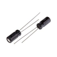 RS Pro アルミ電解コンデンサ 4.7μF 35V dc 1袋(100個入) 7111223 7111223 1袋