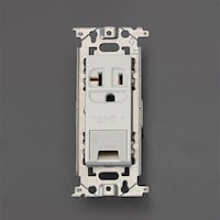 125V/20A埋込コンセント(15A・20A兼用/アース付 EA940CE132