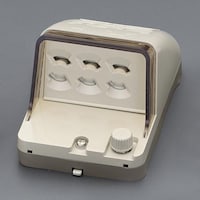 125V/15A 防水コンセント(抜止3個) EA940CG22