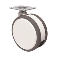 ���C�@�R�ہ@�o�փL���X�^�[�@�ӂP�O�O�@���݁@�v���[�g��