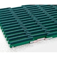 �e�����g�@�i�C�����u���b�V���@�g�S�O�@�΁@�U�Q�O�~�W�X�O