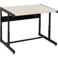 ��㐻㣁@�n�r�@���C���e�[�u�������������@�k�s�g�P�T�O�@�P��