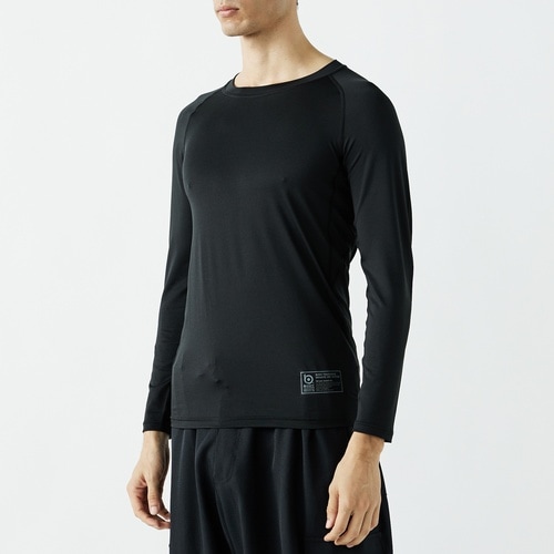 クルーネックシャツ