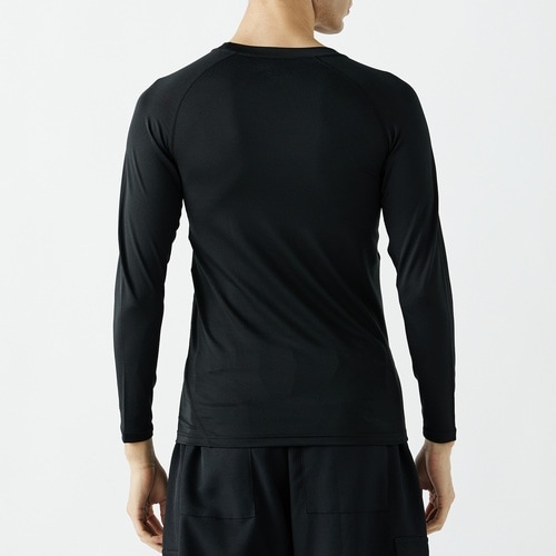 クルーネックシャツ