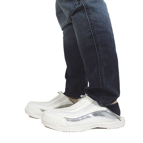 セフティシューズ