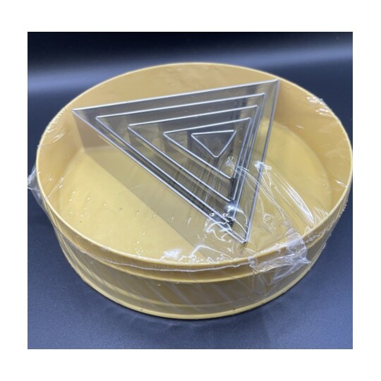 抜き型 三角 INOX 1セット(5個入