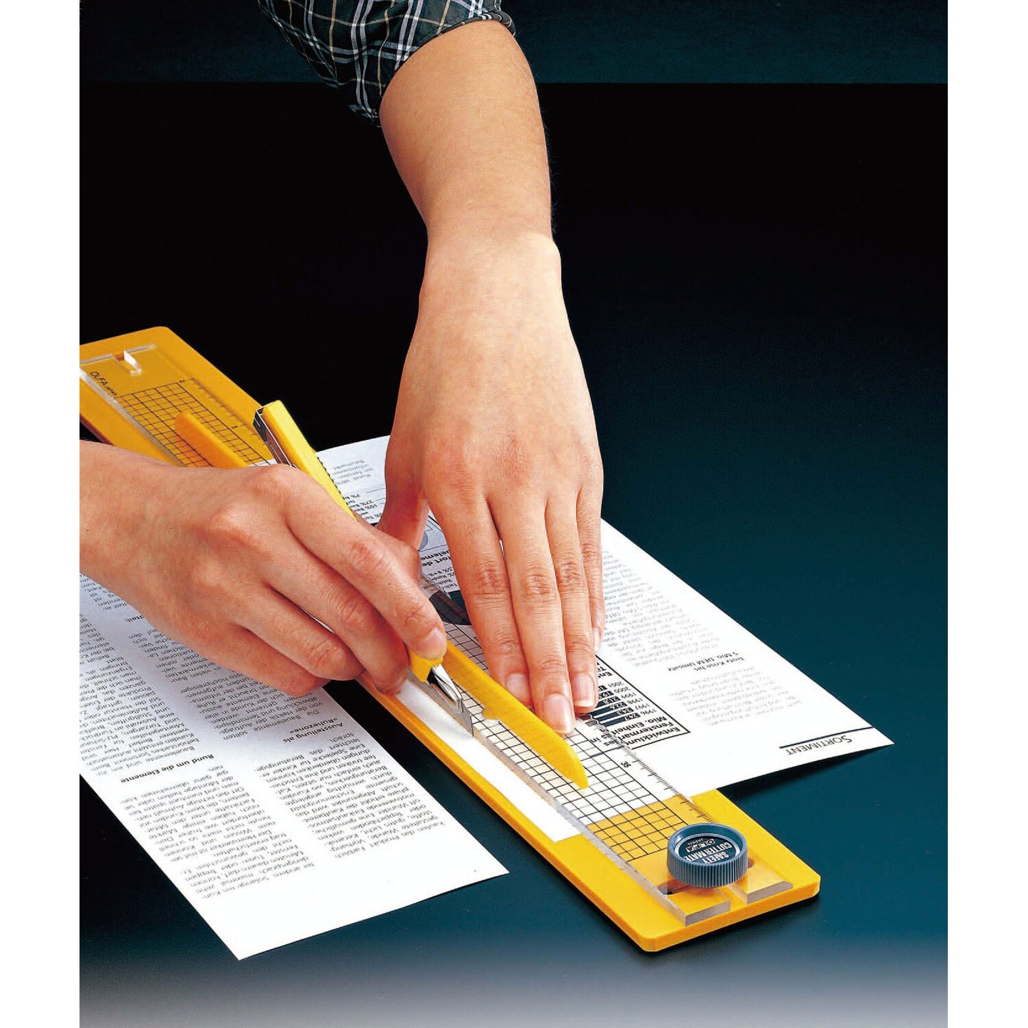 セーフティーカッター定規 EA720Y−1