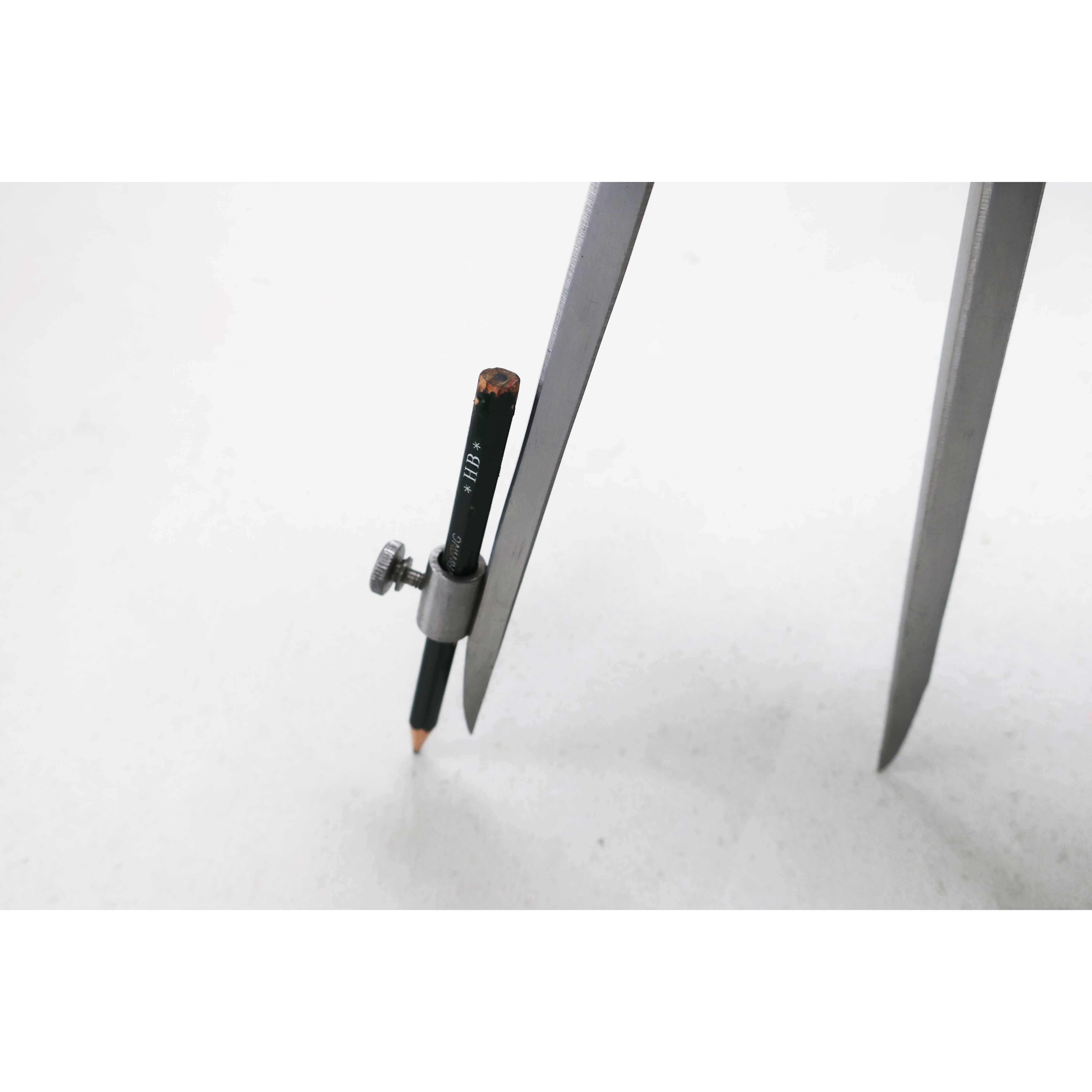 ディバイダー(固定ねじ付) EA725KE−35