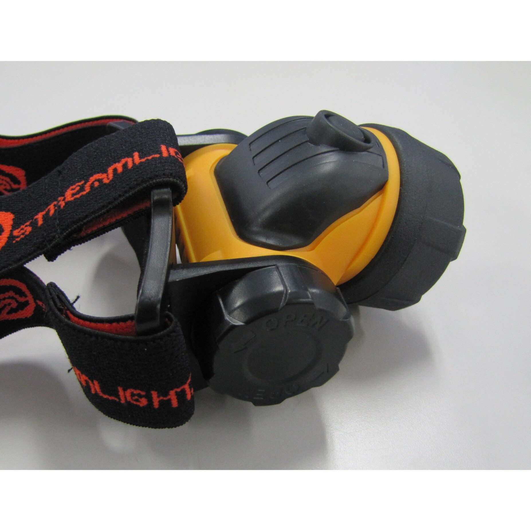 ヘッドライト/LED EA758SE−36