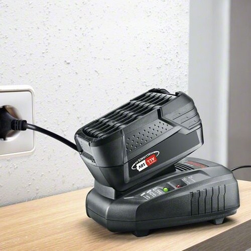 充電器 EA813B−1Y