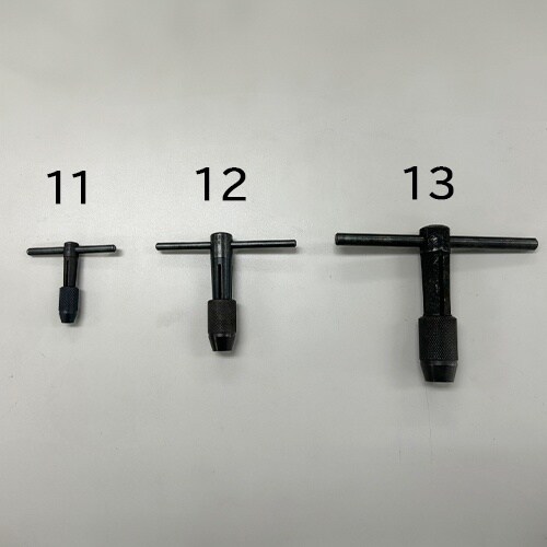 タップホルダー EA829AN−13