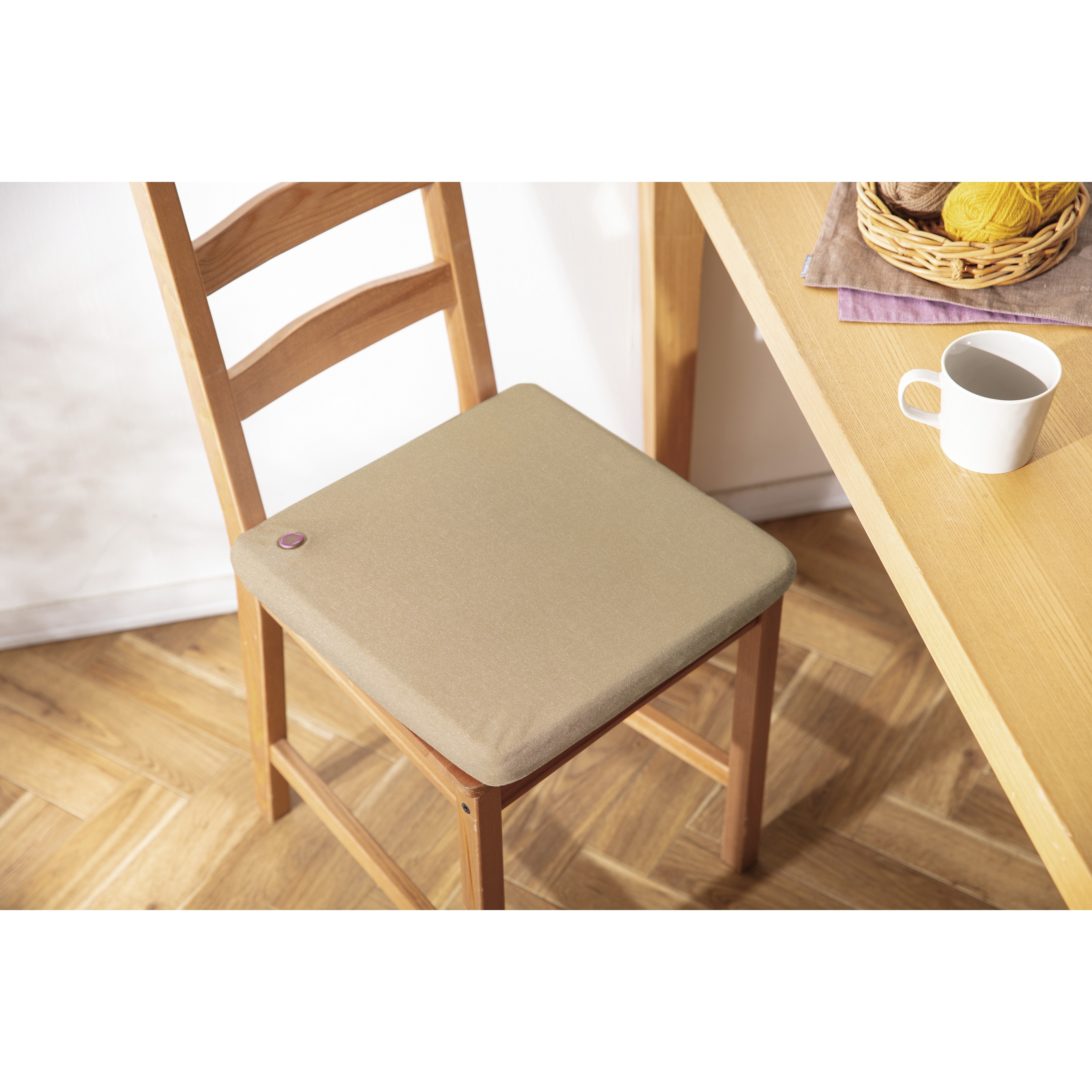 ヒートクッション EA897CW−27