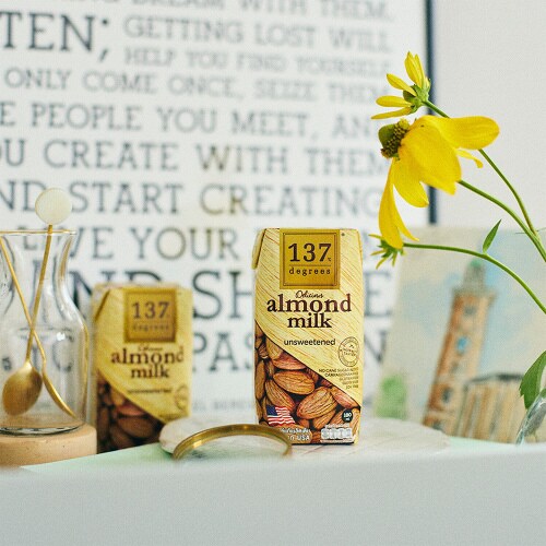 137degreesアーモンドミルク甘味不使用6本