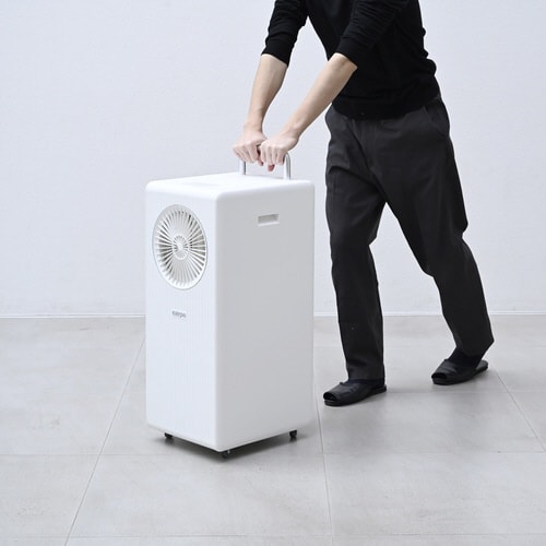 窓パネル付き移動式エアコン