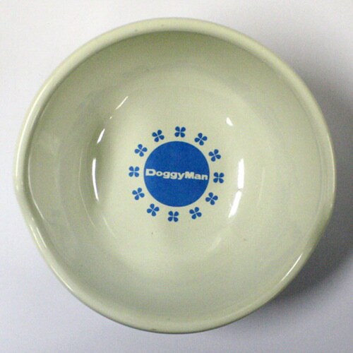 便利なクローバー陶製食器