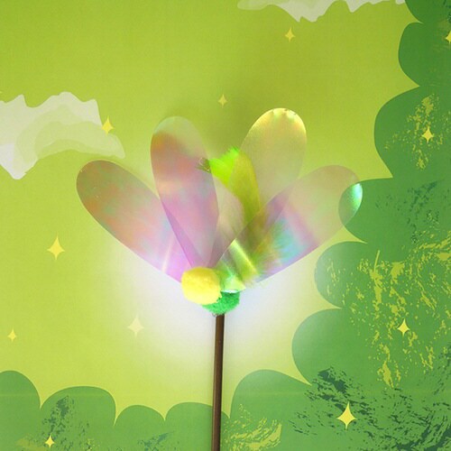 カシャカシャじゃれる 小鳥