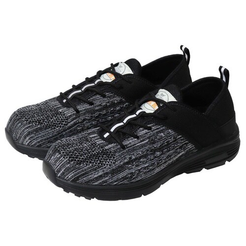 プロテクティブ スニーカー