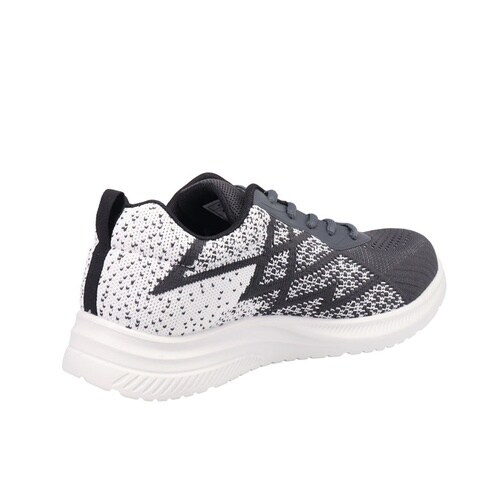 プロテクティブ スニーカー