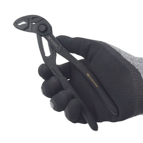 ポンププライヤー