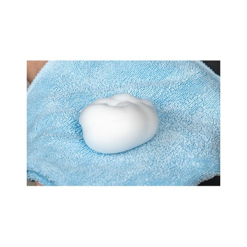 洗車用品ROOMPIAルームピア 車内のシャンプー