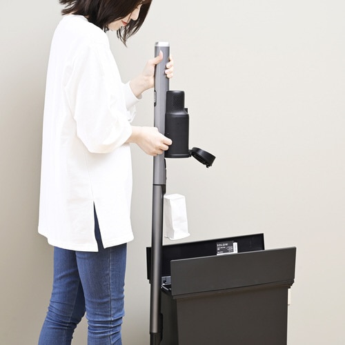 軽量紙パック式スティッククリーナー