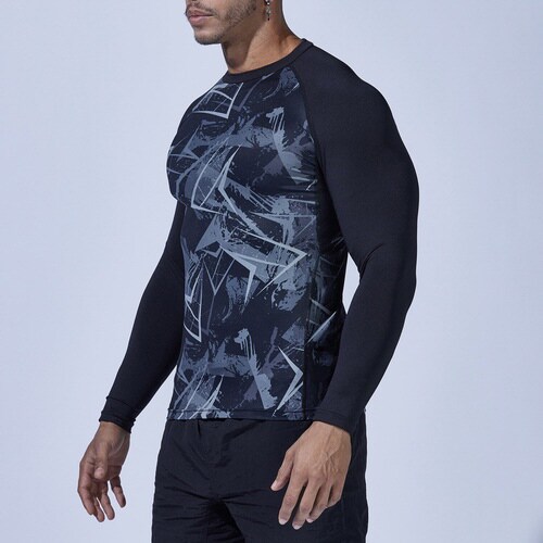 長袖クルーネックシャツ