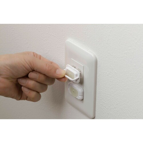 コンセント蓄光キャップ