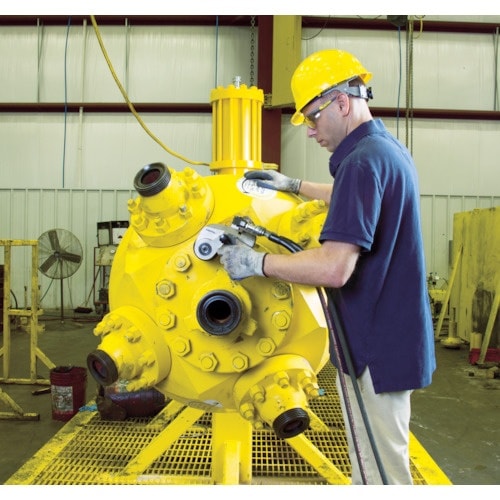 ENERPAC ソケット型油圧トルクレンチ