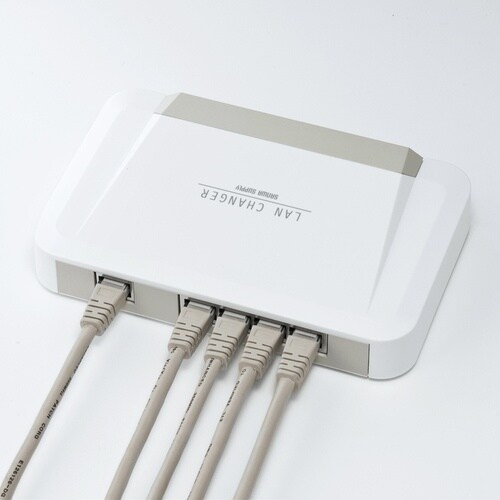 SANWA LAN切替器(4回路)