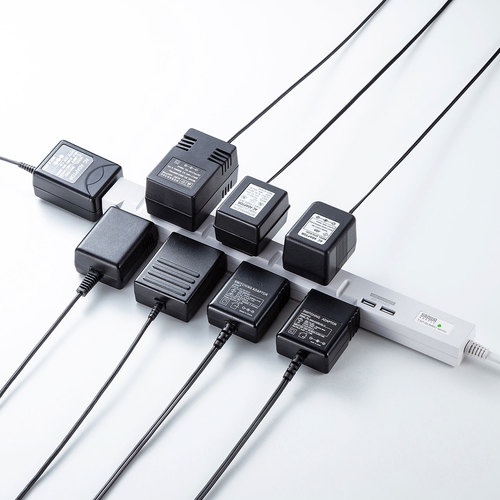 SANWA スリムタップUSB充電機能付き