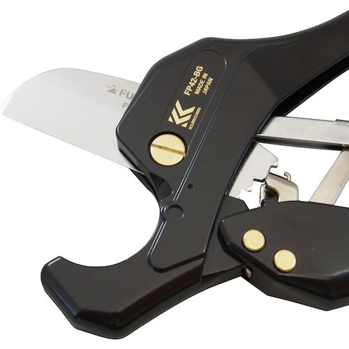 フジ矢 塩ビ管カッター(最大外径φ42mm・黒金)