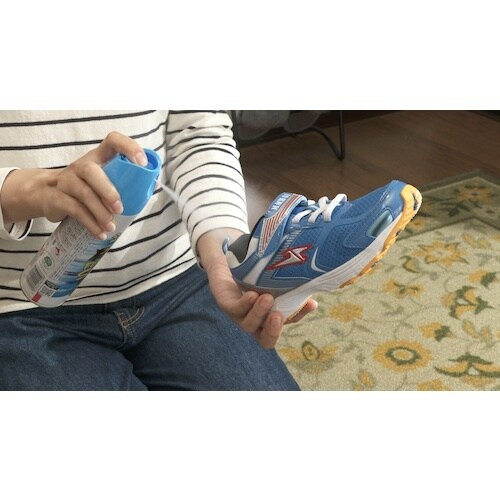 フマキラー シューズの気持ちプレミアムハイブリッド