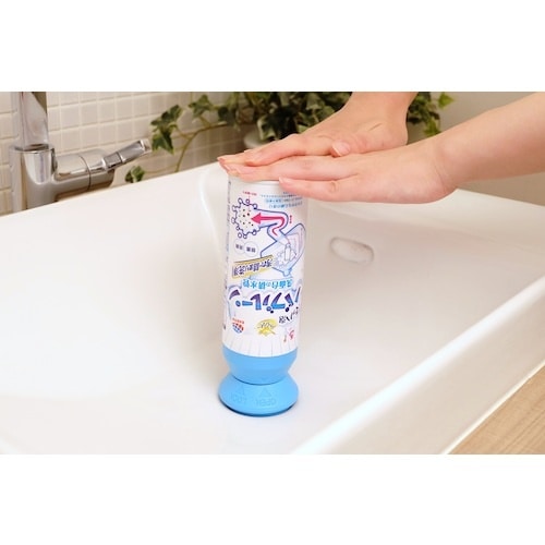 アース らくハピマッハ泡バブルーン洗面台の排水管