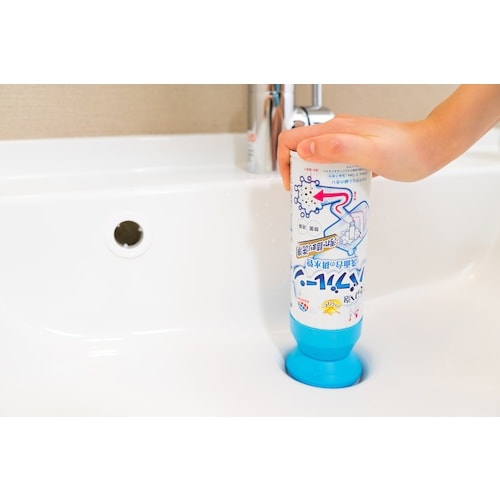 アース らくハピマッハ泡バブルーン洗面台の排水管