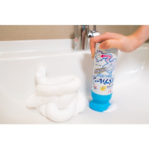 アース らくハピマッハ泡バブルーン洗面台の排水管