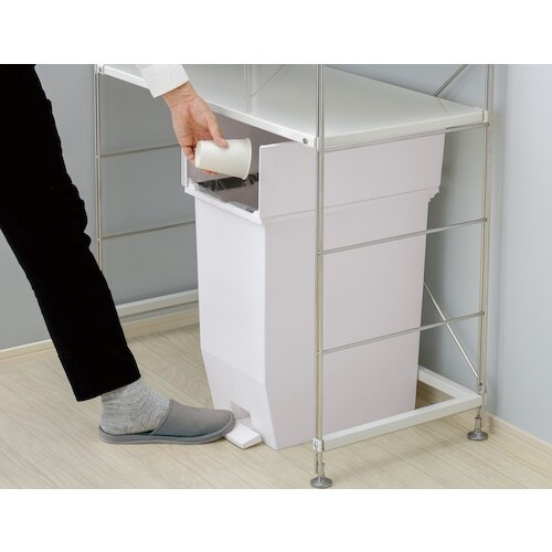 RISU H&H棚下で使えるペダルダストボックス3