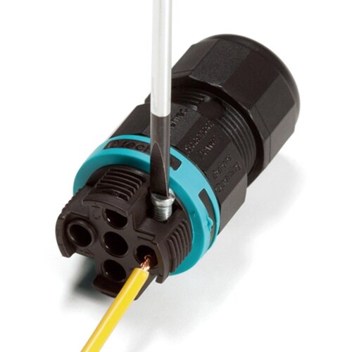 タカチ 防水中継コネクタ