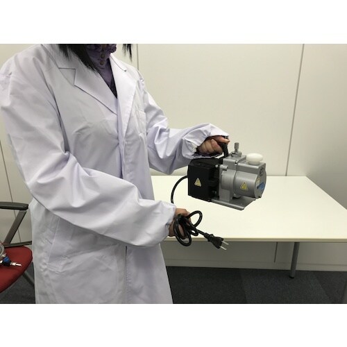 アルバック 単相100V 油回転真空ポンプ