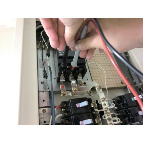 CUSTOM アナログ絶縁抵抗計