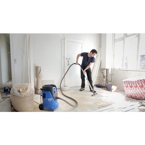 Nilfisk 業務用掃除機 AERO 21−01