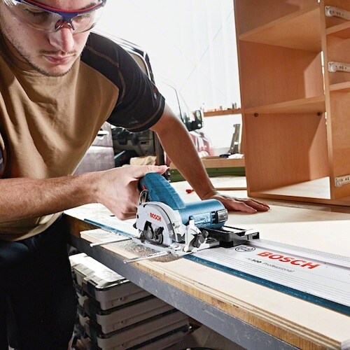 ボッシュ 10.8Vコードレスマルノコ+バッテリー