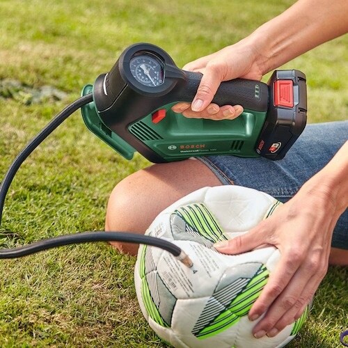 ボッシュ コードレスエアポンプ