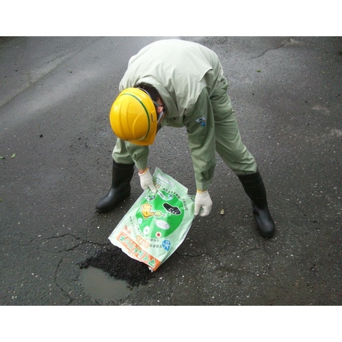 前田道路 高耐久常温合材 マイルドパッチ(13mm