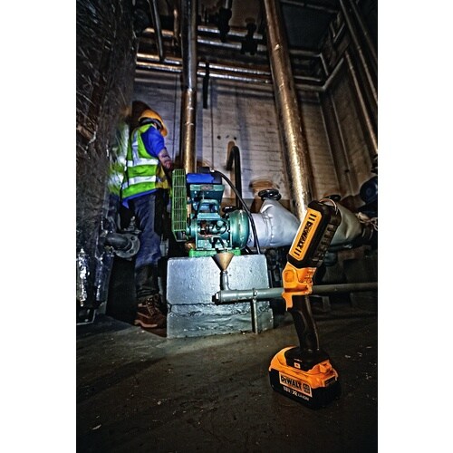 DEWALT 18VLEDワークライト(本体のみ)