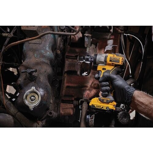 DEWALT 10.8Vブラシレス・インパクトレン