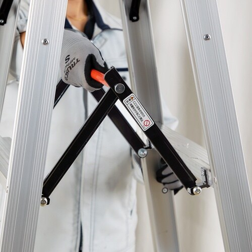 TRUSCO 軽量専用脚立 天板高さ1.10m