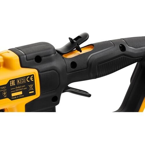 DEWALT 18Vポールヘッジトリマー
