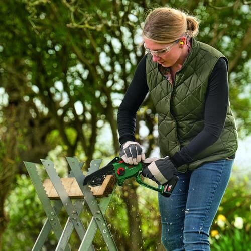 ボッシュ コードレスハンディーソー